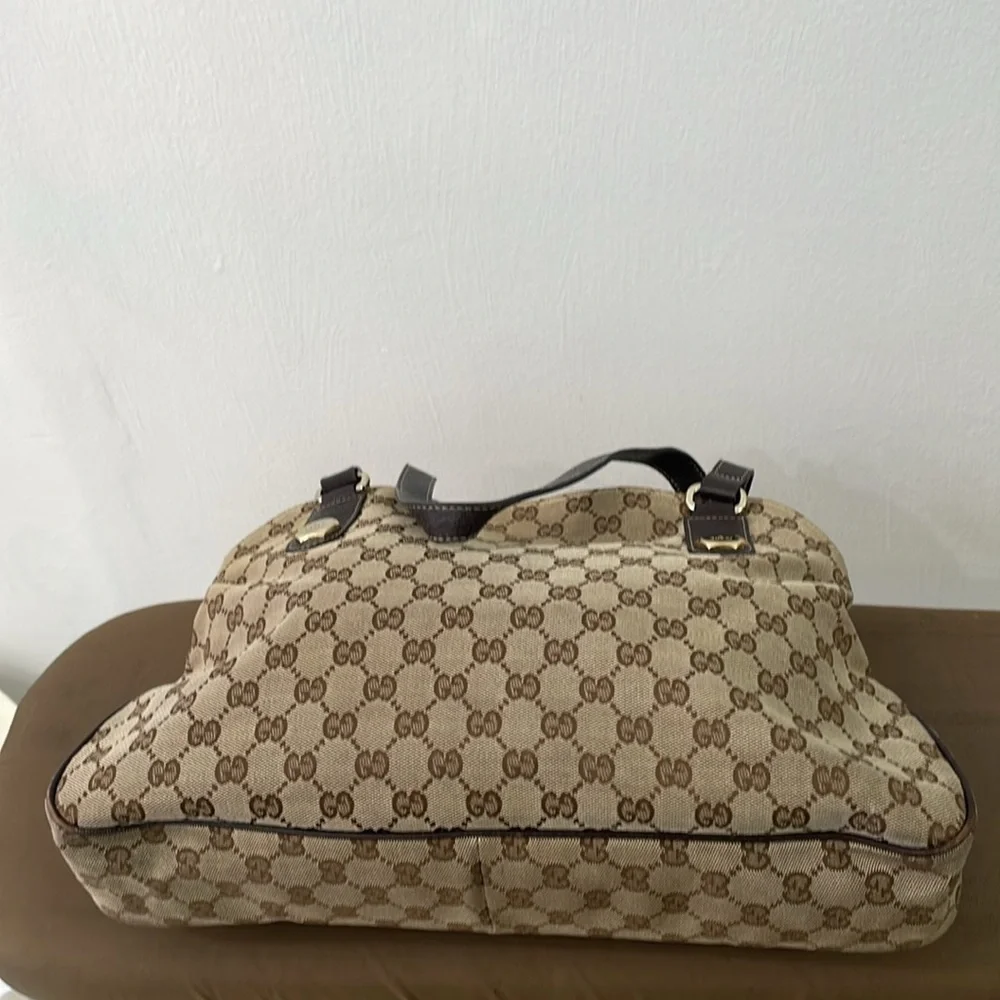 Vintage Gucci Monogram Handbag - Picture 7 of 16